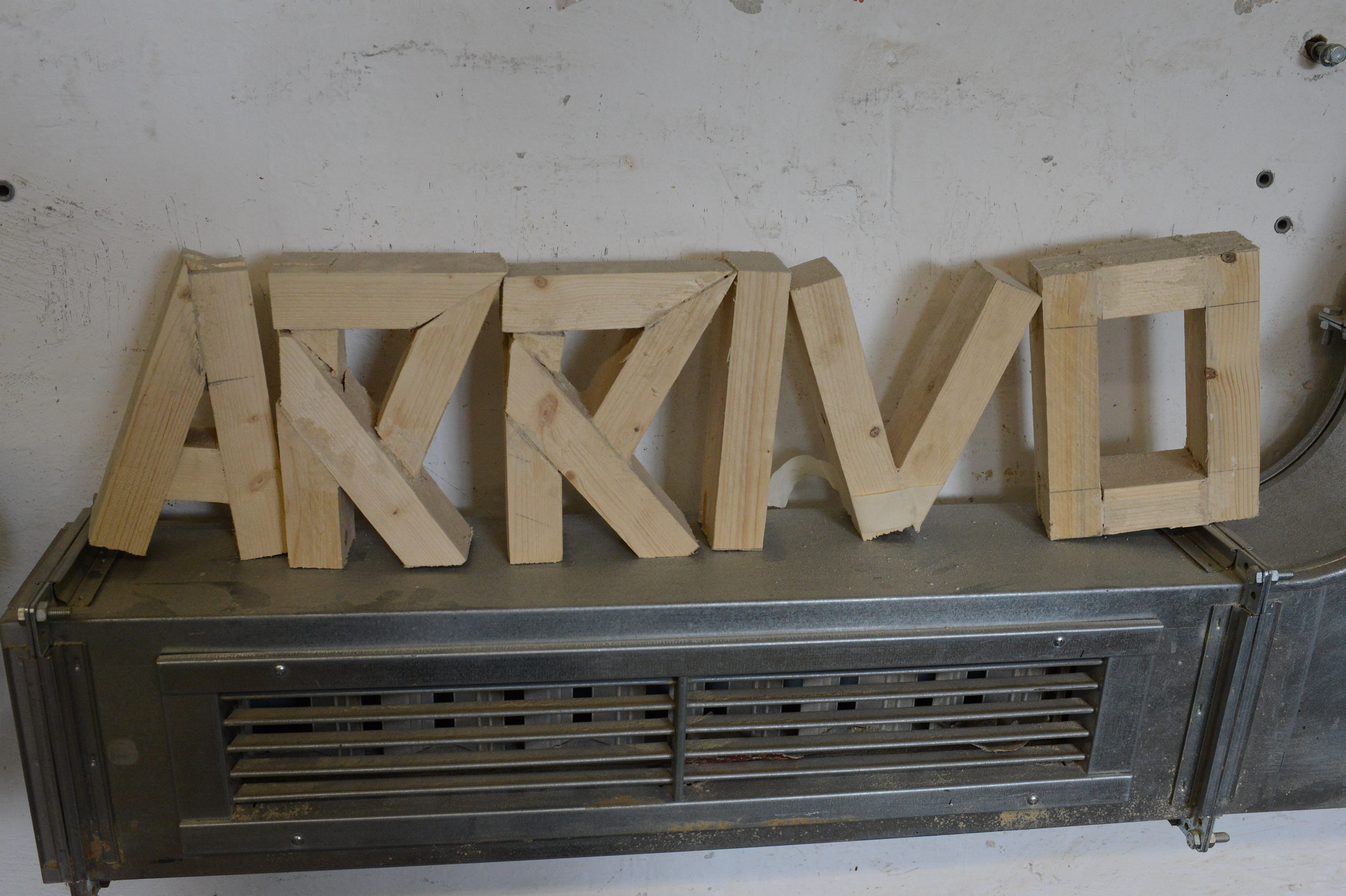 Arrivo Schriftzug "Arrivo"