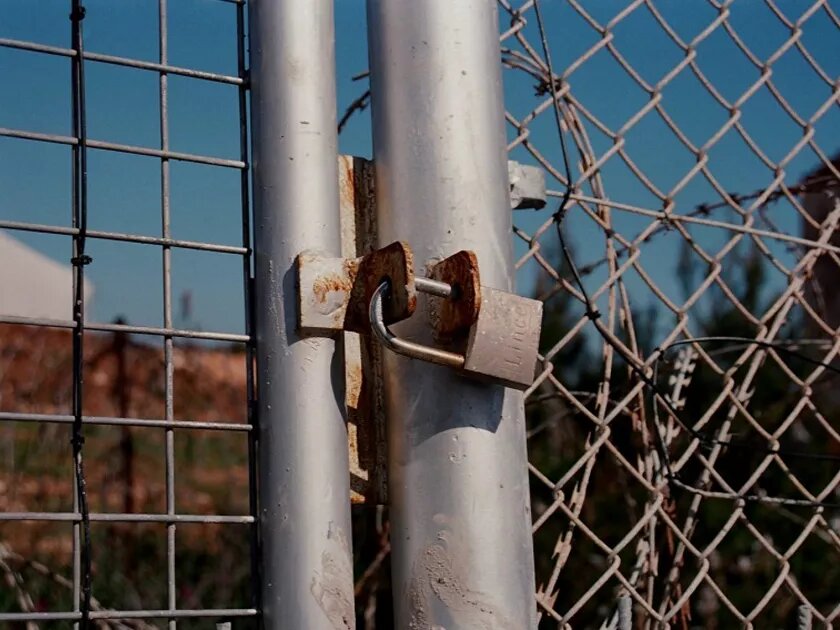 The fence arround the Spanisch enclave of Melilla in 2006