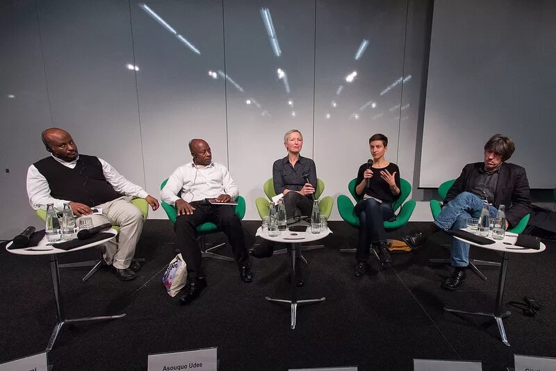 Father Mussie Zerai (Agenzia Habeshia per la Cooperazione allo Sviluppo); Asouquo Ude (Sprecher der Flüchtlingsinitiative "Lampedusa in Hamburg"); Andrea Dernbach (Der Tagesspiegel); Ska Keller (MdEP, Die Grünen/ European Free Alliance); Günter Burkhardt (PRO ASYL), Father Mussie Zerai (Agenzia Habeshia per la Cooperazione allo Sviluppo); Asouquo Ude (Sprecher der Flüchtlingsinitiative "Lampedusa in Hamburg"); Andrea Dernbach (Der Tagesspiegel); Ska Keller (MdEP, Die Grünen/ European Free Alliance); Günter Burkhardt (PRO ASYL),