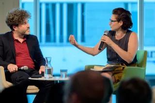 Jan Plamper und Ferda Ataman bei der Veranstaltung "Das neue Wir" Ferda Ataman und Jan Plamper bei der Veranstaltung "Das neue Wir"