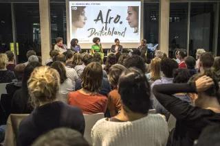 Podiumsdiskussionsrunde zum Film "Afro.Deutschland"