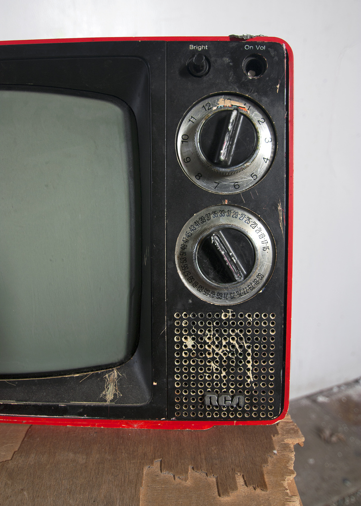 Mehr Migranten in Medienberufe ein alter fernseher