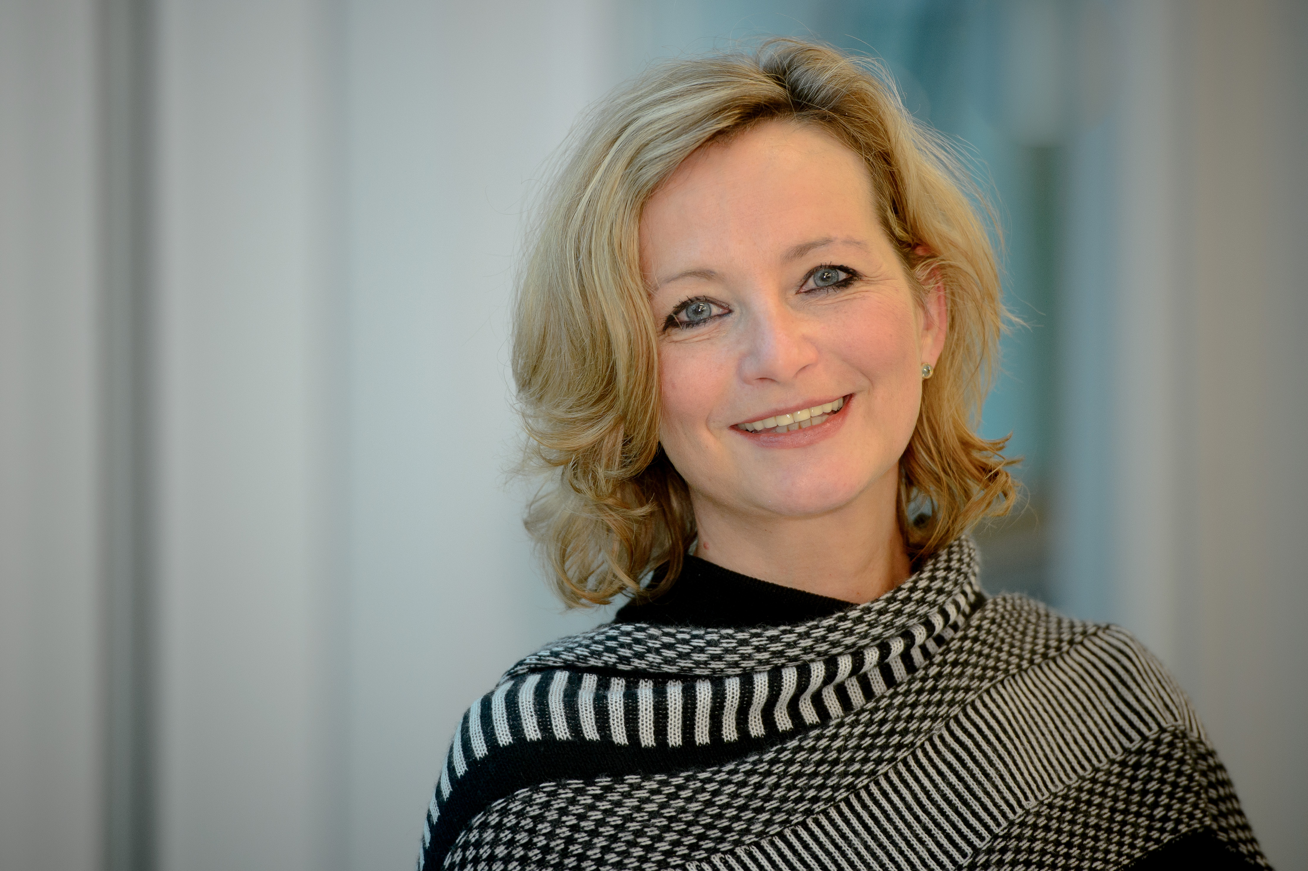 Prof. Dr. Petra Bendel Prof. Dr. Petra Bendel