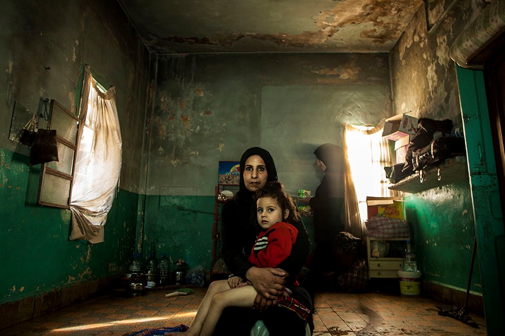 Syrische Frauen in einer Unterkunft im Libanon Syrische Frauen in einer Unterkunft im Libanon